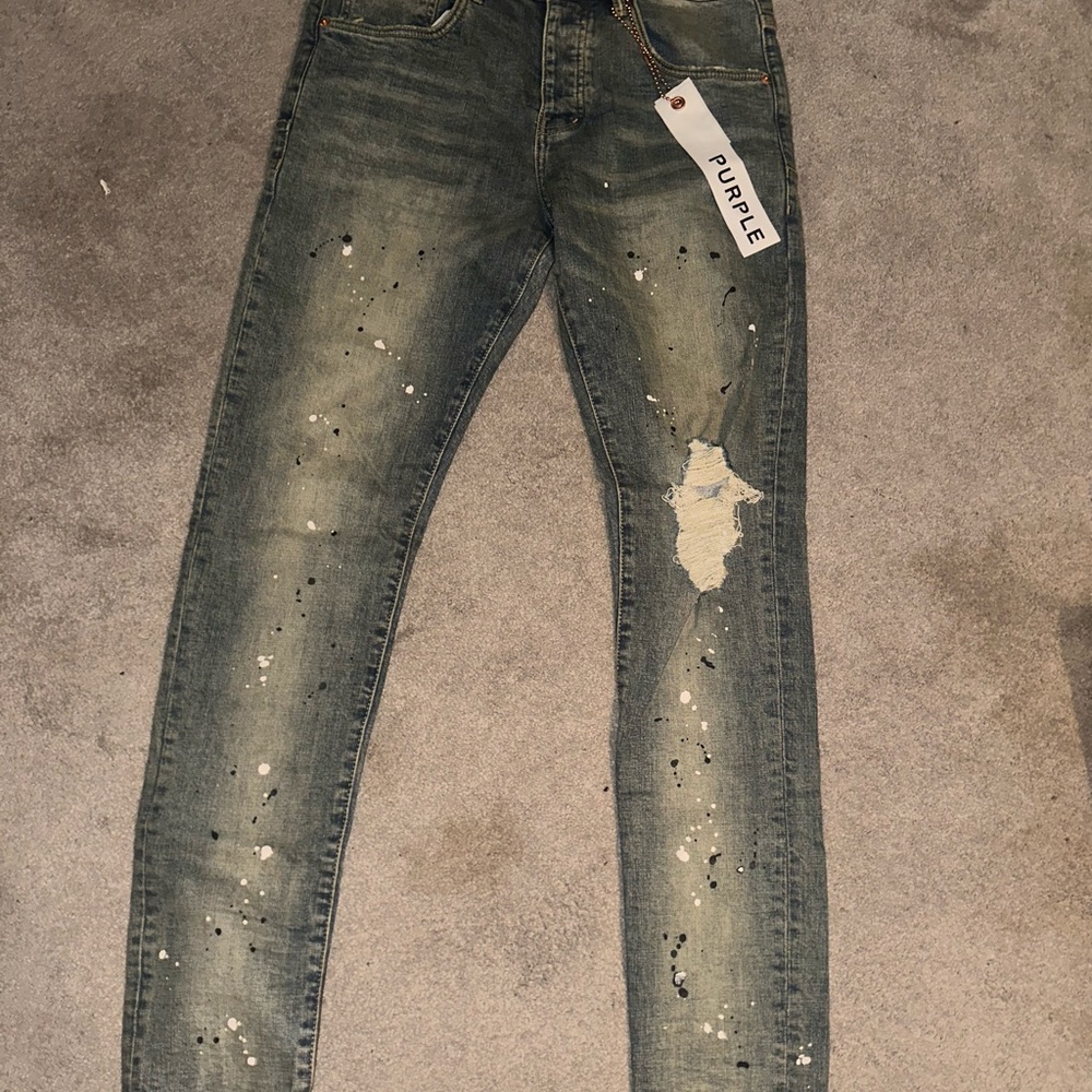 Purple Men's Distressed Skinny Jeans - Gray